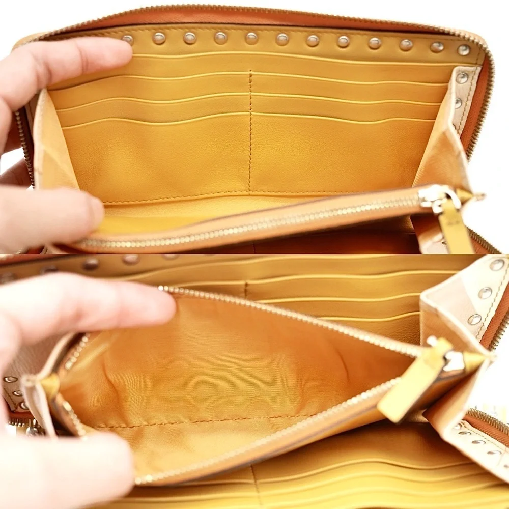 🍓VALENTINO Studded Wallet